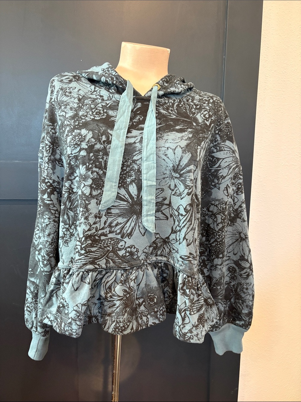 684. POL Floral Peplum Hoodie - Sage Blue
